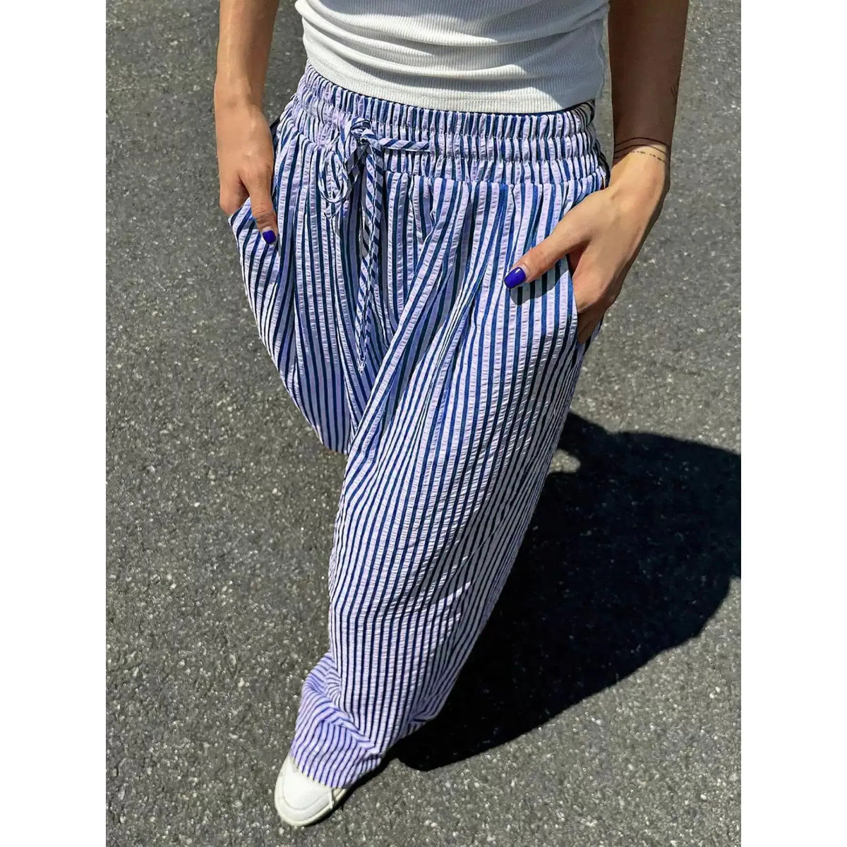 Yozy Women’s Casual Striped Straight-Leg Pants – Comfortable Polyester Trousers with Single Stripe Design for Middle-Aged Women